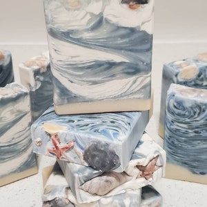 Beach Soap: Olive Oil, Shea Butter, Aloe Vera - Cotton Breeze Scent
