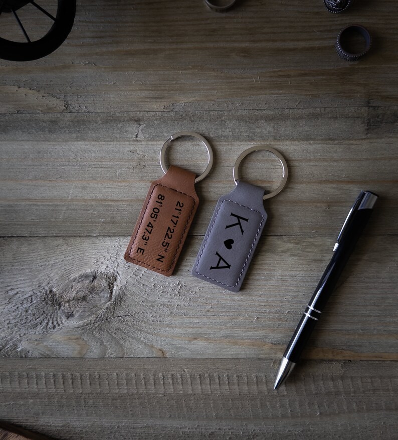 Custom Keychain,custom Leather Keychain,engraved Keychains,keychain
