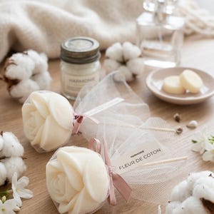 Recuerdo de boda - Cera de rosas perfumada - Pequeño detalle personalizado para Bautizo, Comunión, Despedida de Soltera - Decoración de mesa perfumada