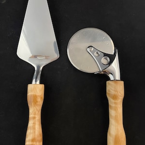 Pizza slicer/server set-Flamed Birch