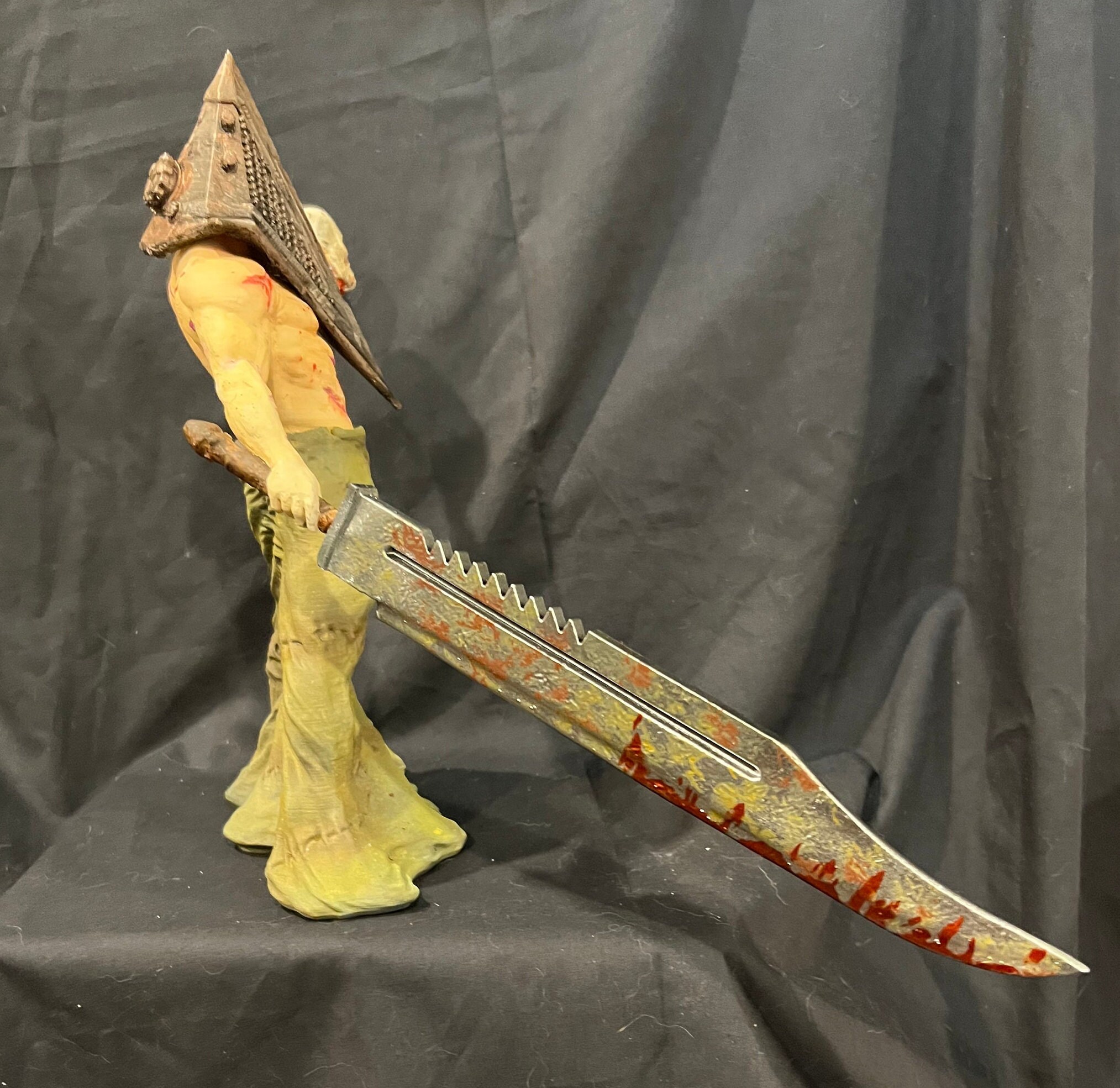 PRE-ORDER OVERDOG STUDIOS Silent Hill Pyramid Head 1/6 Statue (GK)  (Adult18+)