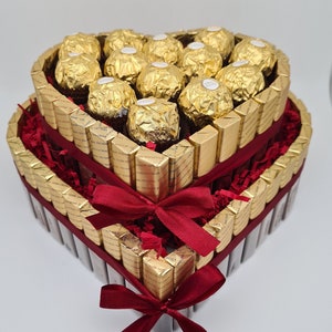 Merci Geschenk Geburtstag Pralinentorte Individuelle Geschenkidee Ferrero Rocher Merci Zweistöckig