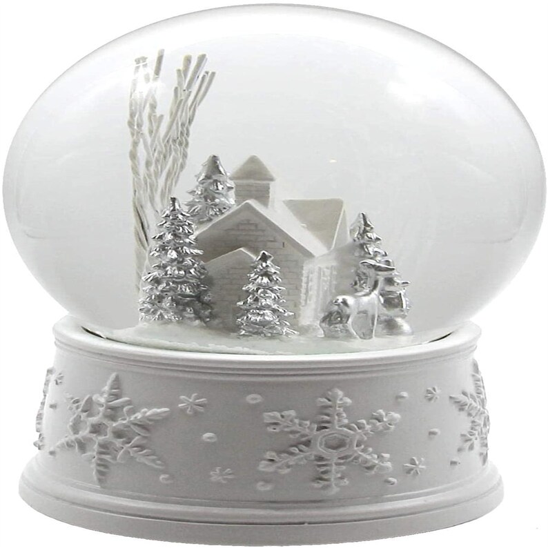 The San Francisco Music Box Company 100MM White Christmas Snow Globe The San Francisco Music Box Company 100MM White Christmas Snow Globe