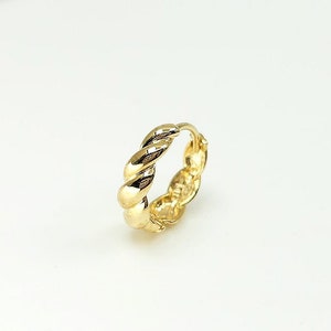 14K Solid Gold Twisted Huggie Hoop Earring, Modern Hoops, Bold Hoop Earring, Conch Hoop, Minimalist Earrings, Daily Earring