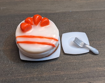 Strawberry Cheesecake (1:6 miniature polymer clay)