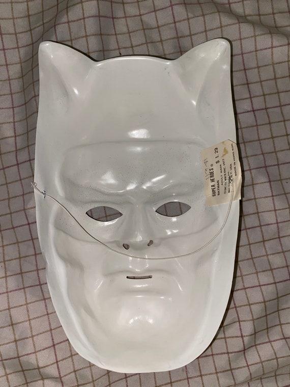 1981 Ben Cooper Batman Halloween mask - image 4