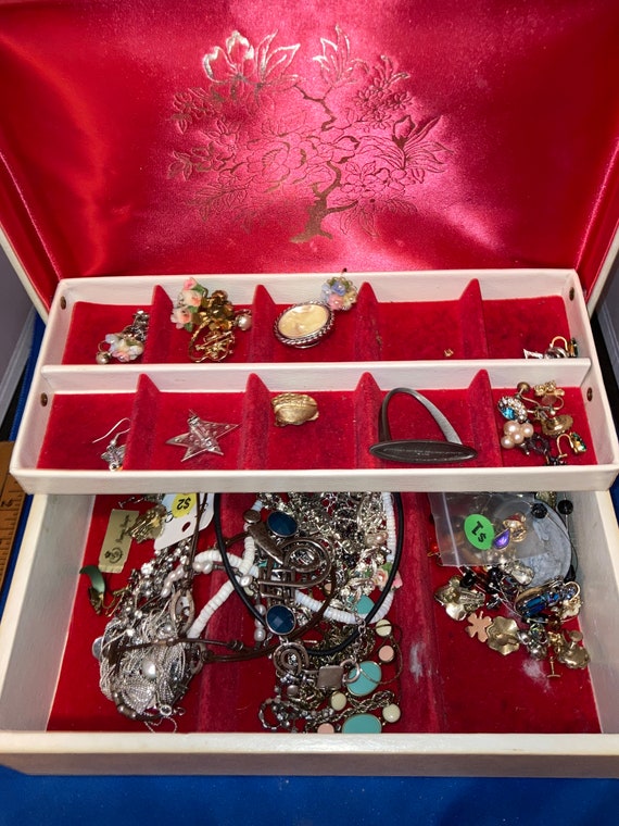 Vintage costume jewelry lot in jewelry box