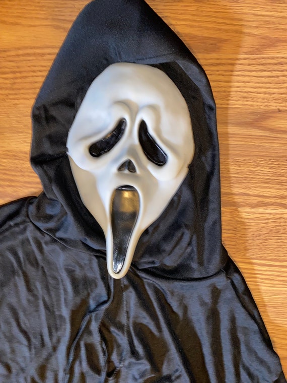 1997  SCREAM ghost face costume by Easter Unlimite