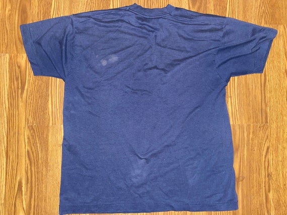 1990’s Butterfinger BB’s t shirt size large - image 3