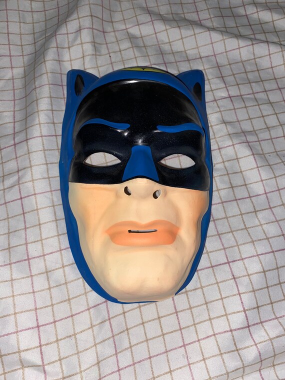 1981 Ben Cooper Batman Halloween mask - image 3