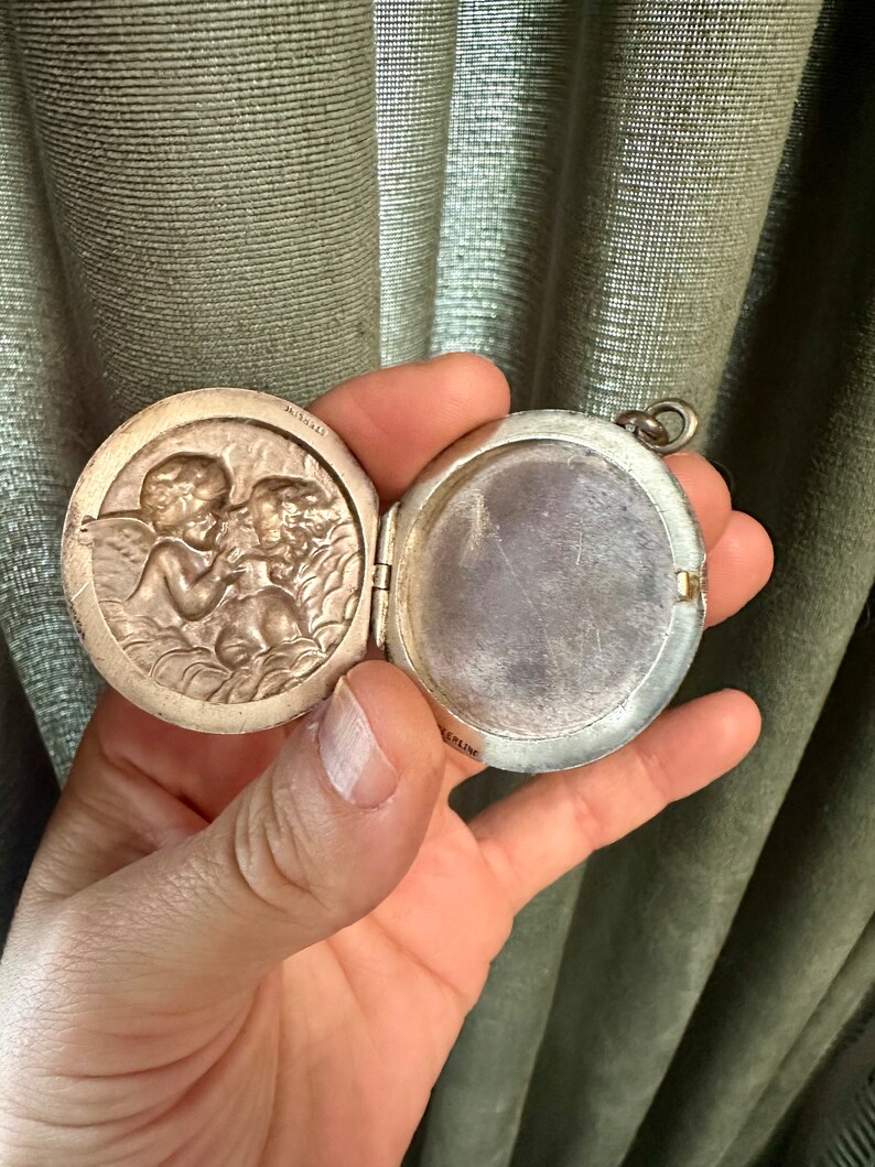 Unger Brothers Love’s Dream Locket Art Nouveau Locket Repousse Locket ...