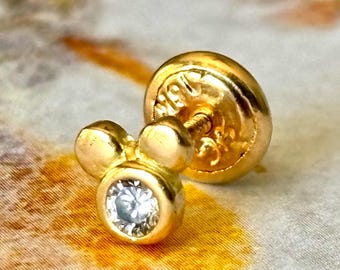 18K Solid Gold Mouse Earring | Minimalist Single stud with Screw Back | Mismatched & Stackable | One Piece
