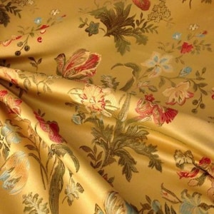 San Leucio heavy gold damask fabric with embroidered floral decoration