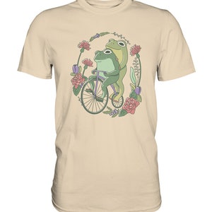 Frog and Toad Shirt, Frog Shirt, Frog Gifts, Frog and Toad Funny Shirt Classic Book T-shirt, Cottagecore Shirt