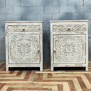 Cosmic Arts Wooden Hand Carved Bed Side Decorative Night Stand