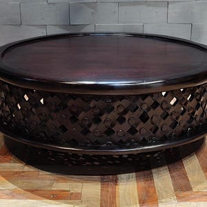 Hand Carved Mango Wood Coffee Table: Indian Center Table