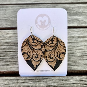 Kolczyki Flourish Engrave i Reverse Engrave Drop z wycinanym laserowo cyfrowym plikiem – plik projektu SVG – plik Glowforge – tylko do pobrania cyfrowego