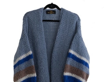 Handstickad väst i mohair