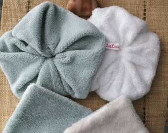 Fleur de douche céladon ou écru et cinq lingettes lavables double face en bambou, vendus séparément