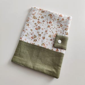 Customizable health record book cover, in khaki linen and floral double gauze, newborn gift