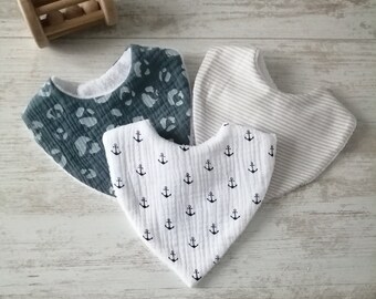 Bavoirs bandana 0/24 mois bleu, blanc et beige thème marin, coton et double gaze en coffret ou à l'unité, cadeau naissance