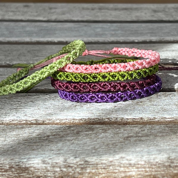 Macrame friendship bracelet - Waterproof thin adjustable everyday jewelry - Personalized boho gift - Colorful set bracelets