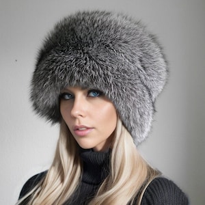 Blue frost fox fur hat [SAGA]