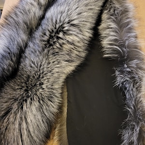 Silver fox fur stole/wrap/scarf image 6