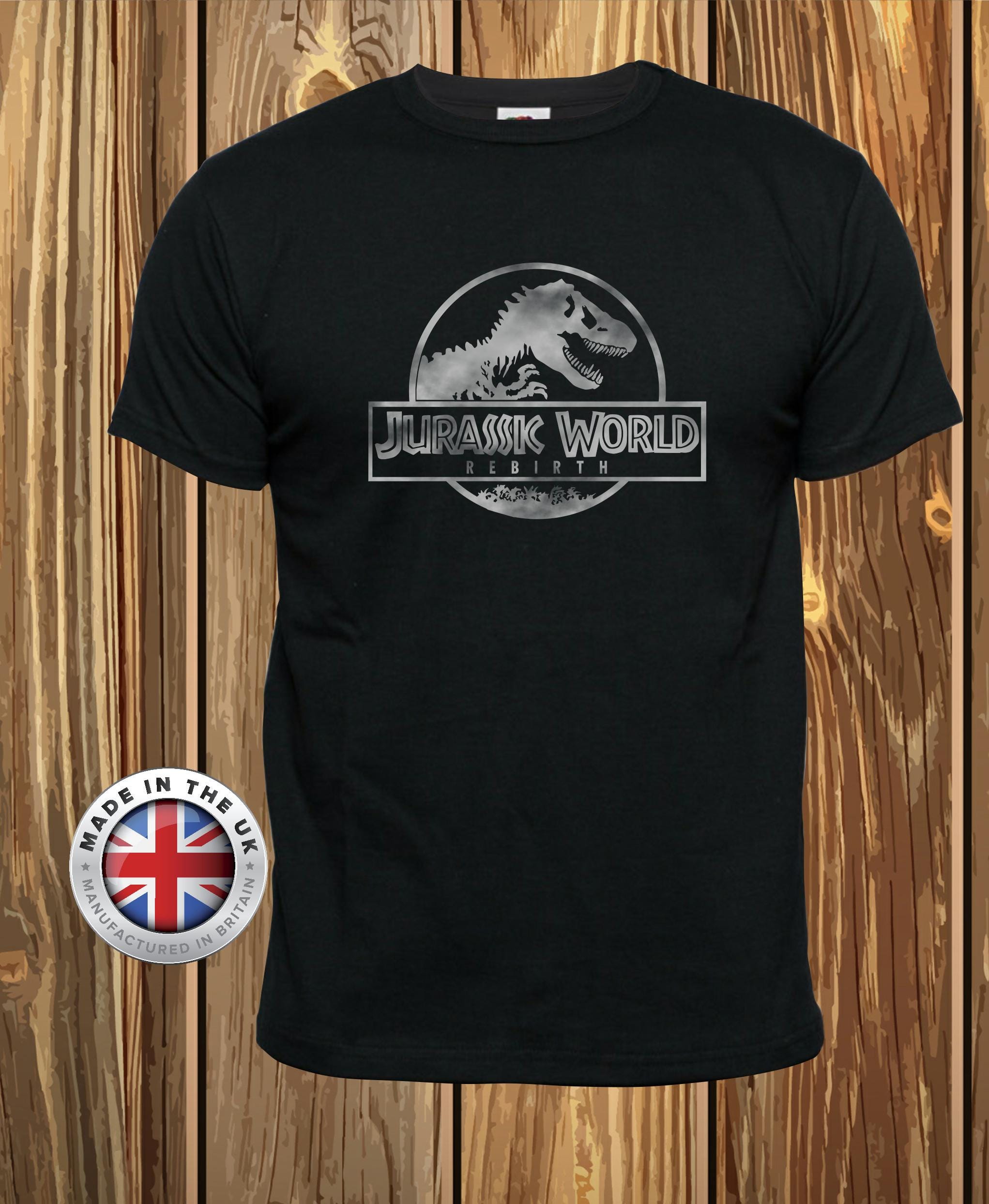ジュラシック・パーク レキシー Tシャツ：メタリックシルバー恐竜 