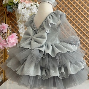 Grey puffy dress sales