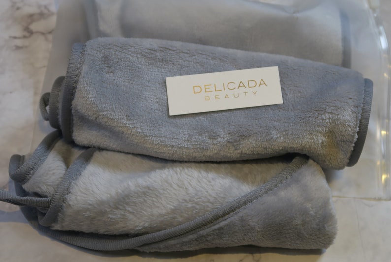 skincare gifts for women, face cloth, microfibre makeup eraser, makeup remover, nicely packaged