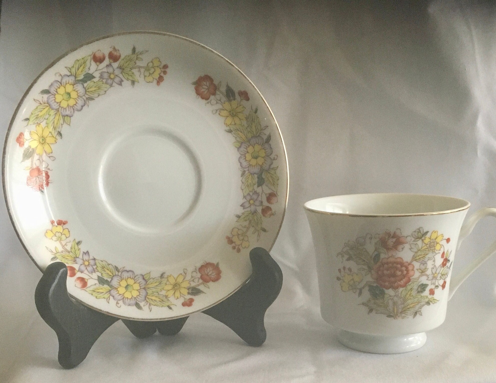 Signature Collection Select Fine China製ヴィンテージティーカップ