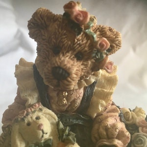 Momma Bear - Boyds Bears & Friends Bailey and Wixie…to Have and to Hold handmade figurine