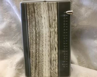 Vintage Bates Pencilist Model E Grey Woodgrain Metal Pop up Address Finder Office Helps by Bates MCM Desk Décor - Complete