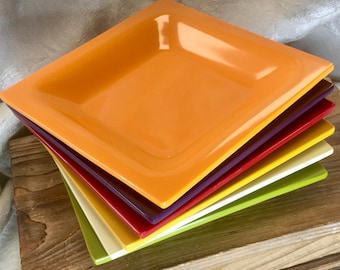 Set of 6 Colorful Bright Melamine Retro MCM Dessert Appetizer Snack Plates 4.5” Red Yellow Orange Green Purple | Modern Pop Kitchen Decor