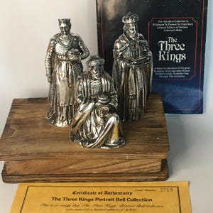 Colección de campanas auténticas con retrato de los Reyes Magos de Mico Kaufman Gorham para Hamilton Campanas de reliquia de Gaspar, Melchor y Baltasar para la Natividad de los Reyes Magos