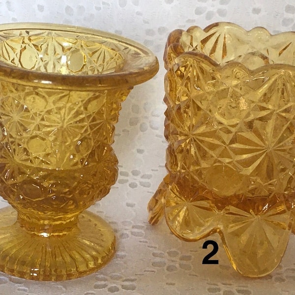 Choice Elegant Art Glass Daisy & Button Pedestal Pressed Amber Glass Toothpick Holders Urn Bud Vase Décor Candle Holder Trinket Dish