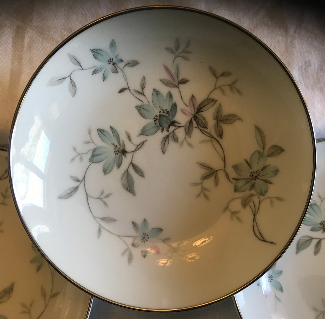 Small Bowls Noritake China Japan Lorene 5764 - Blue Flowers Platinum ...