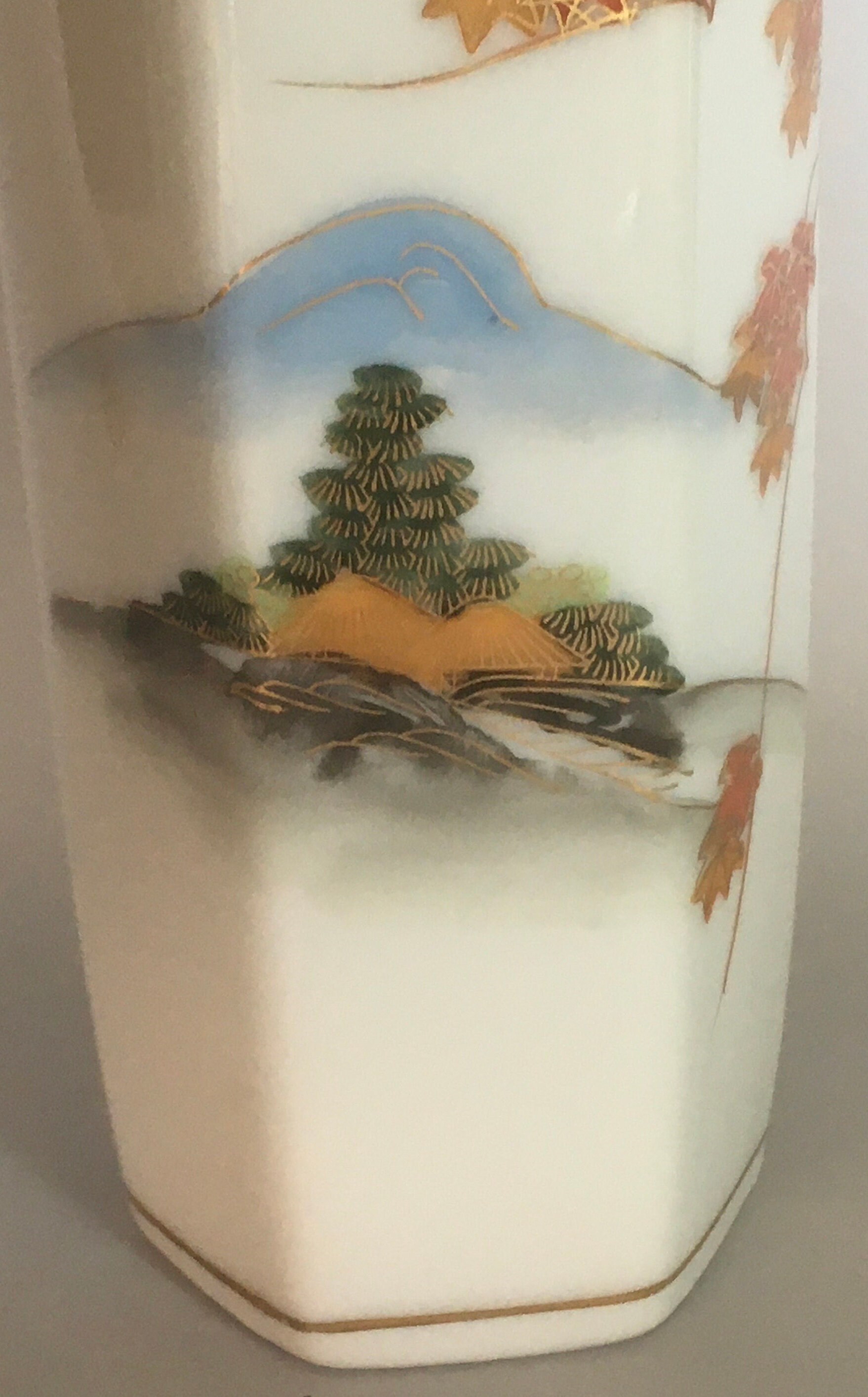 Choice Vintage Hexagon Kutani Porcelain Sake Bottle Jar Vase