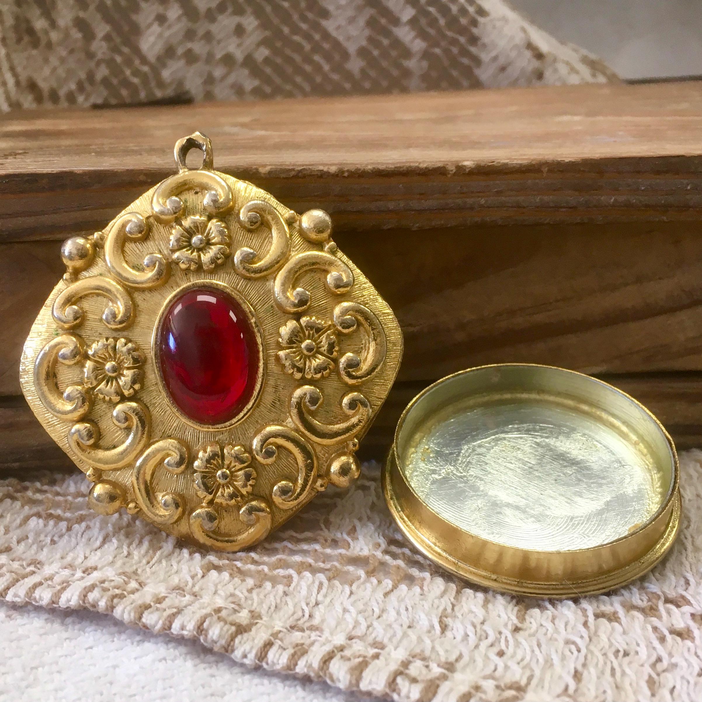 Estee Lauder Locket - Etsy