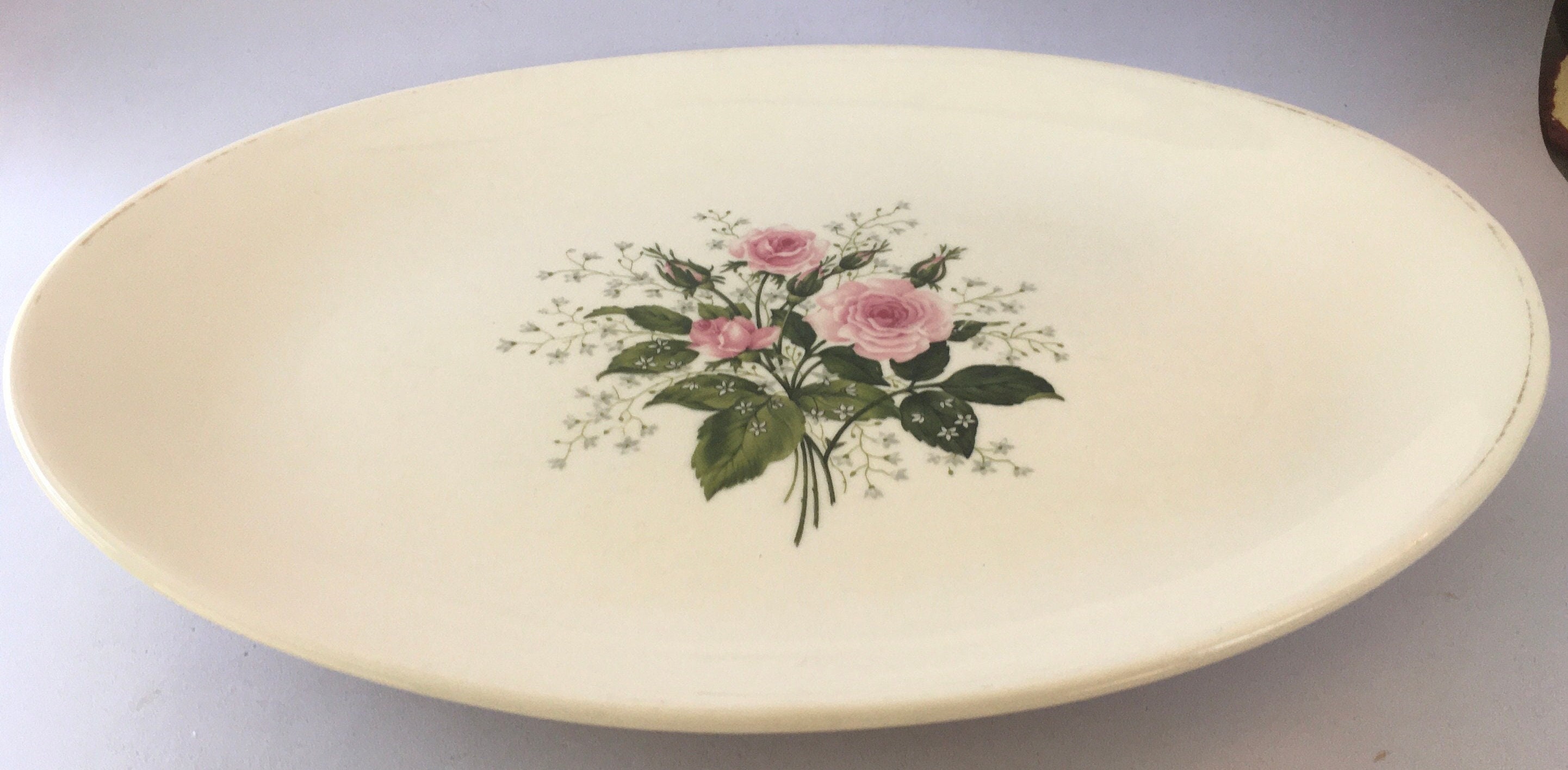 ロイヤルチャイナUSA 女王のバラ柄 カスミソウ 楕円形サービング