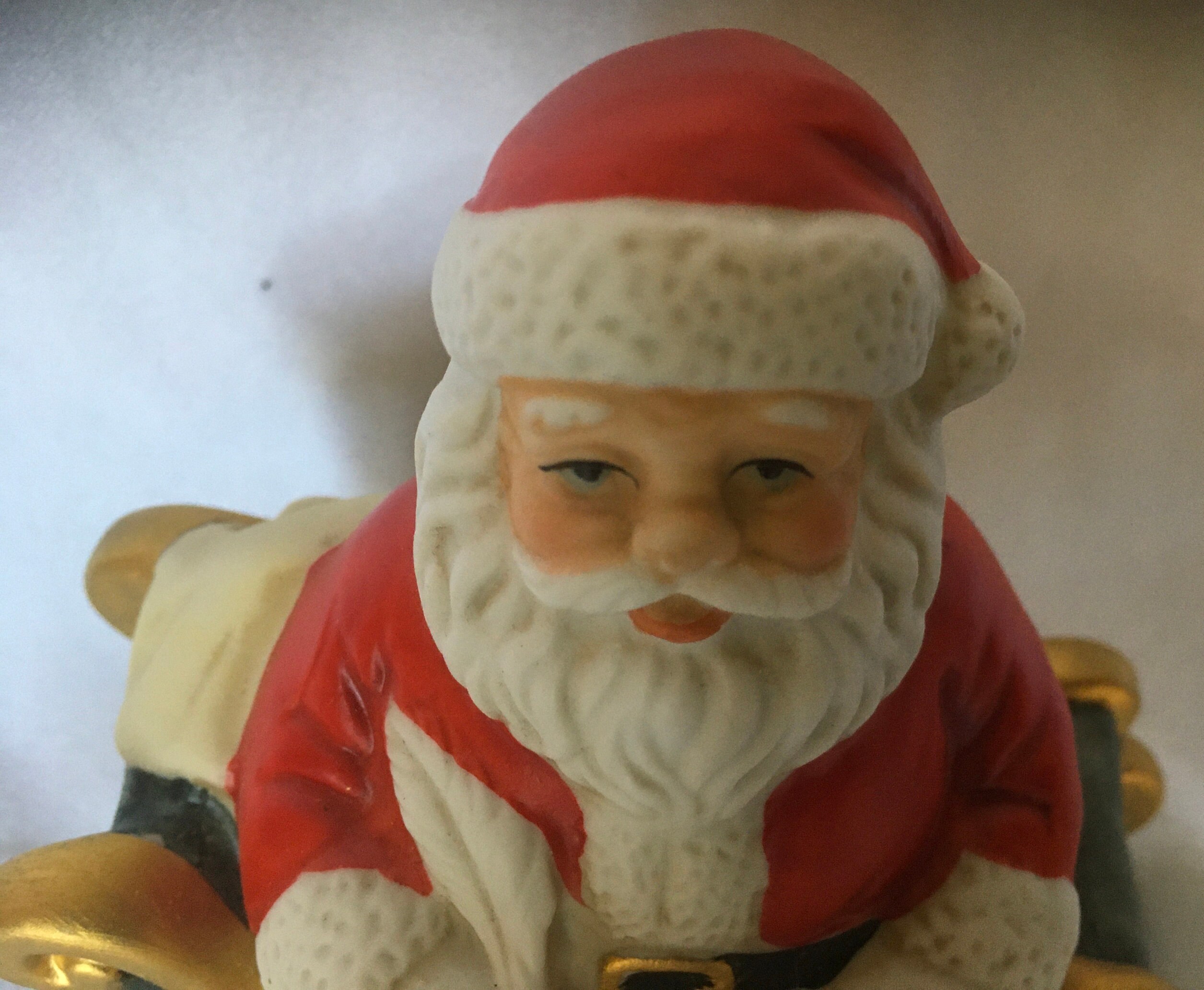 Limited Edition WACO Porcelain “1986 Santa” Melody in Motion