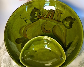 Vintage Chip & Dip Bowl | Marked Los Angelos Pottery #700 Large 13.5” Mid-Century Serving Bowl | Green California Pottery Attached Dip Bowl