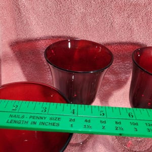 Bohomia glass, republican stemmed ruby red wine glasses set of 4 7.25T 4"W at top in excellent condition.