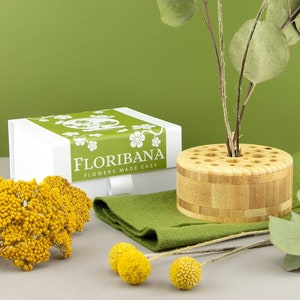 Dried Flower Vase Display, Bouquet Stand Table Décor Centrepiece - Round Natural Bamboo Block