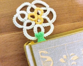 Daisy Bookmark, Needle Tatting Technique