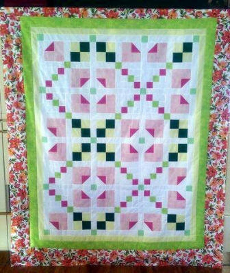 Peek-a-boo Throw Quilt Pattern Digital Pattern imagem 4