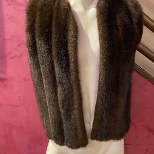 Women’s Sleeveless Faux Fox Fur Vest Sz: Small