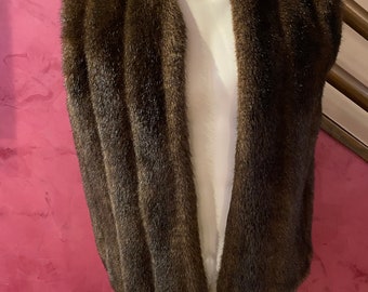Women’s Sleeveless Faux Fox Fur Vest Sz: Small