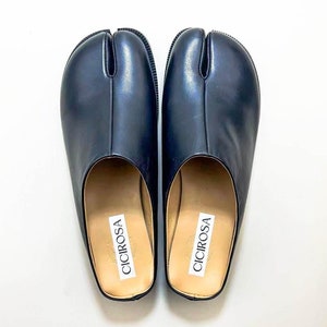 Classic Style Genuine Leather Black Tabi Ballet Flats | Vintage Split Toe Ballet Slippers | Retro Black Tabi Shoes | Real Leather Black Tabi